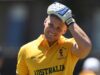 Jackson Warne adalah gambaran meludah dari ayahnya Shane saat dia melakukan stun dalam pertandingan Backyard Cricket Series antara Australia dan Inggris