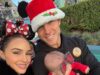 Olivia Culpo mengundang penggemar ke dalam rumah yang dia tinggali bersama bintang NFL Christian McCaffrey saat Natal