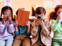 Karena khawatir, para orang tua sangat menantikan larangan media sosial di Australia