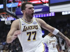 Laporan: Luka Doncic (kaki) akan kembali untuk Lakers pada hari Natal