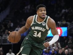 Bucks F Giannis Antetokounmpo kembali ke lineup awal vs Bulls