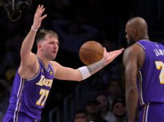Tanpa bagian penting, Lakers berusaha memperkuat pertahanan vs. Kings
