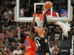 Spurs berupaya menyapu bersih Thunder di kandang sendiri pada Hari Natal