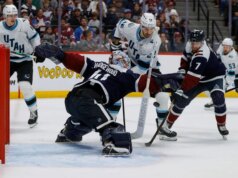 Longsoran kosongkan Mammoth untuk menang ke-13 berturut-turut di kandang sendiri