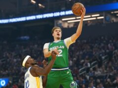 Anthony Davis sakit saat Mavericks mengunjungi Kings