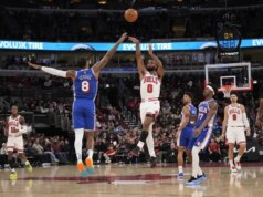 Coby White memicu dorongan di kuarter keempat saat Bulls mengalahkan 76ers