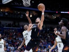 Devin Booker, Suns menembak untuk menyapu 2 pertandingan Pelikan