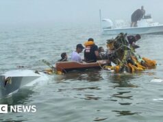 Saksikan: Tim penyelamat menemukan korban selamat di reruntuhan penerbangan medis Angkatan Laut Meksiko
