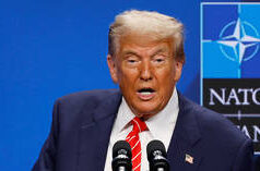 Sekutu AS tidak puas dengan perubahan kebijakan luar negeri Trump – jajak pendapat