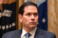 UE harus mendengarkan Trump namun tidak pernah menuruti tuntutannya – Wakil Presiden Komisi Eropa