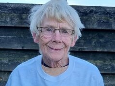 Nenek Gamer Epik Bintang TikTok Terkenal Meninggal di Usia 78