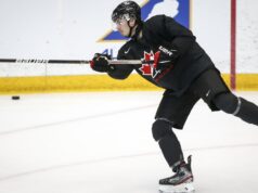 Senator memanggil penyerang Xavier Bourgault, pemain bertahan Dennis Gilbert dari AHL