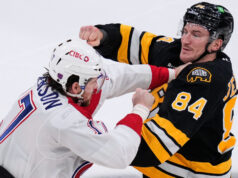 Saingan lama Bruins, Canadiens melepaskan sarung tangan saat pertarungan pembukaan, lagi-lagi di posisi pertama