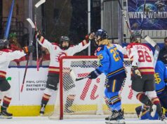 Leslie mencetak dua gol, Mengisi reli untuk meraih kemenangan PL atas Tongkat Kerajaan