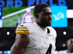 Pelatih Steelers Tomlin mengatakan dia mendukung WR Metcalf yang diskors setelah insiden penggemar