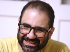 Perdana Menteri Inggris mengecam kedatangan tahanan Mesir yang dibebaskan setelah postingan di media sosial muncul kembali