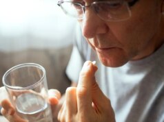 Opioid yang diresepkan secara luas menunjukkan pereda nyeri yang minimal dan risiko jantung yang lebih tinggi, demikian temuan penelitian