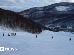 Bocah lima tahun meninggal setelah terjebak di travelator ski Jepang