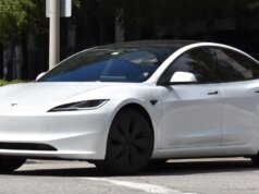 NHTSA meluncurkan penyelidikan terhadap gagang pintu Tesla Mannequin 3