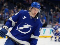 Lightning menandatangani D JJ Moser untuk perpanjangan delapan tahun senilai $54 juta