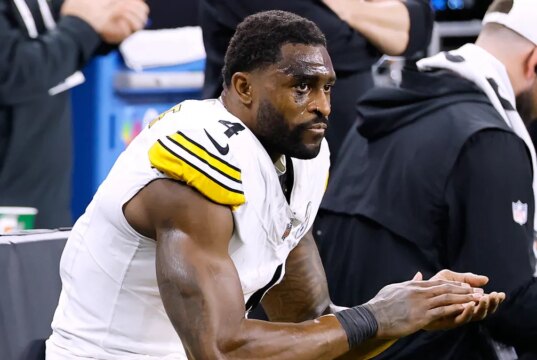 NFL menjunjung penangguhan untuk bintang Steelers DK Metcalf