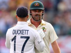 Head mengungkapkan pesan dukungan kepada Duckett setelah mendapat reaksi keras dari media sosial