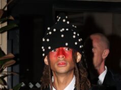 O filho nepo de Will Smith, Jaden, zombou da primeira coleção com Christian Louboutin: ‘Parece que Elmo foi esfolado vivo’