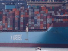 A balança comercial disparou 94% em novembro e foi superior à do ano anterior, apesar dos esforços tarifários