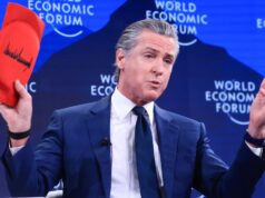 Newsom mostra joelheiras para CEOs que estão se vendendo para a administração Trump