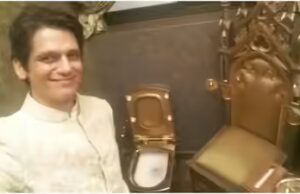 Selfie de Vijay Varma em 2016 com o banheiro dourado de Bachchan