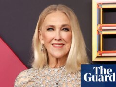 Catherine O’Hara, atriz conhecida por House Alone e Schitt’s Creek, morre aos 71 anos