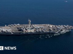 Trump alerta Irã que ‘o tempo está se esgotando’ enquanto militares dos EUA se acumulam no Golfo