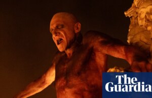 Solte a fera! Como o Iron Maiden e um Ralph Fiennes nu criaram a última gota de agulha na tela grande