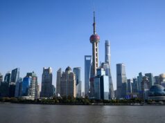 Os mercados asiáticos sobem principalmente à medida que os investidores ignoram as fracas vendas no varejo dos EUA e avaliam a inflação na China