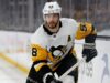 Kris Letang, dos Penguins, perderá pelo menos quatro semanas com fratura no pé
