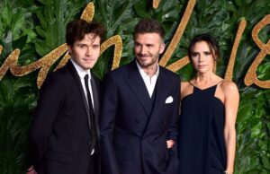 Tudo o que você precisa saber sobre a declaração de Brooklyn Beckham sobre a rivalidade entre David e Victoria