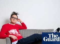 Mark Hoppus do Blink-182: ‘Baixistas são simplesmente legais. Somos nós que juntamos tudo’