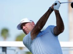 Stewart Cink continua em 2025 e vence a Mitsubishi Electrical na abertura da temporada