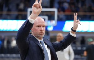 Explosão no segundo tempo coloca Villanova sobre Butler