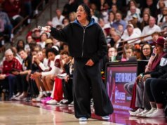 Resumo das 25 melhores mulheres: Nº 2 S. Carolina atinge Nº 5 Vandy com a primeira derrota