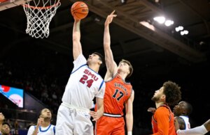 SMU poderia explorar vidro ofensivo contra Wake Forest