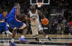 Nº 15 Vanderbilt, Nº 20 Arkansas pretendem recuperar a forma anterior