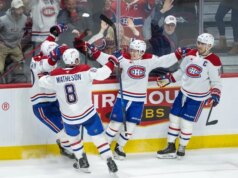 Cole Caufield enterra vencedor tardio enquanto Canadiens surpreende Wild