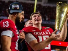 Relatório: O campo dos playoffs permanecerá com 12 instances em 2026