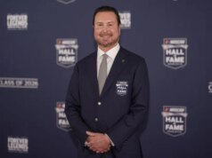 Kurt Busch, Harry Gant e Ray Hendrick introduzidos no Corridor da Fama da NASCAR