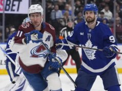 O hat-trick de Brock Nelson leva Avalanche à frente dos Maple Leafs