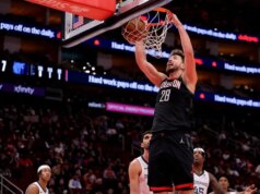 Alperen Sengun e Kevin Durant lideram o Rockets na vitória de retorno sobre o Memphis