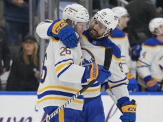Resumo da NHL: os 5 pontos de Rasmus Dahlin levam os Sabres a ultrapassar os Leafs