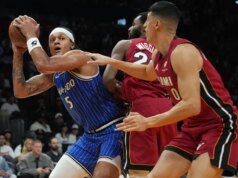 Double-double de Paolo Banchero lidera Magic sobre Warmth