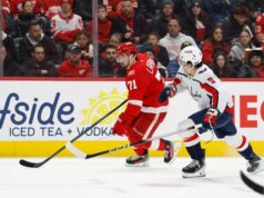 Capitais arruinam a noite recorde de Patrick Kane com vitória nos pênaltis